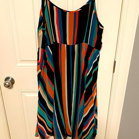 Torrid knee-length party dress, Size 2 - Picture 2 of 4